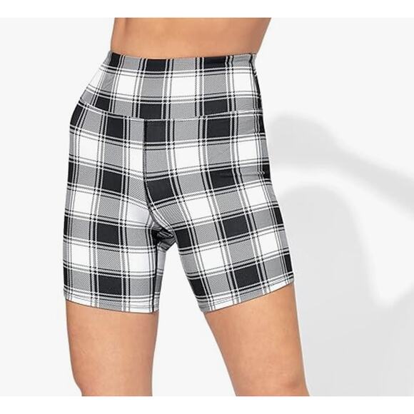 EleVen by Venus Williams One More Time Biker Shorts Black White Plaid Small NWT - Picture 1 of 6